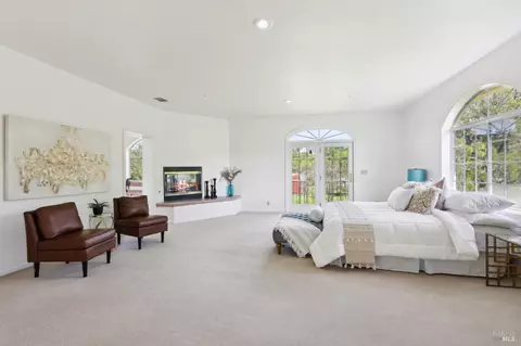 Bedroom - 4059 Mendes Ln, Vacaville, CA 95688 photo 3 of 10