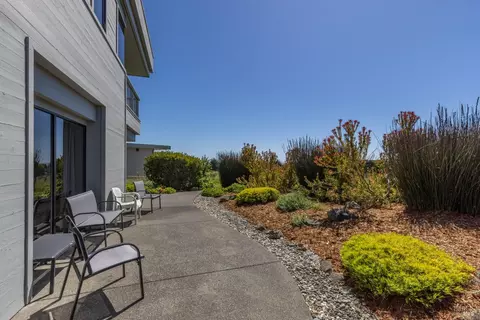 Exterior - 315 Mainsail Dr, Bodega Bay, CA 94923 photo 5 of 6