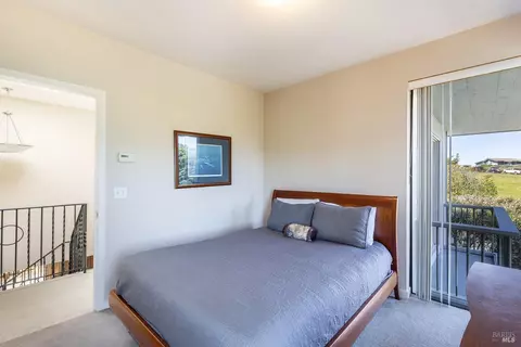 Bedroom - 315 Mainsail Dr, Bodega Bay, CA 94923 photo 8 of 8