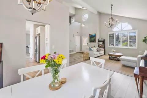 Dining - 802 Derry Cir, Vacaville, CA 95688 photo 2 of 2