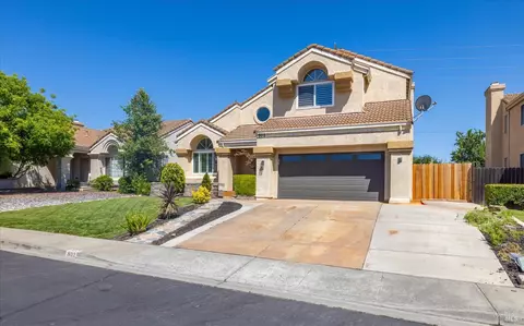 Exterior - 802 Derry Cir, Vacaville, CA 95688 photo 2 of 13