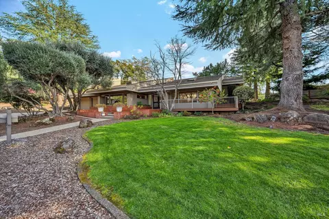 523 Westgate Dr, Napa, CA 94558