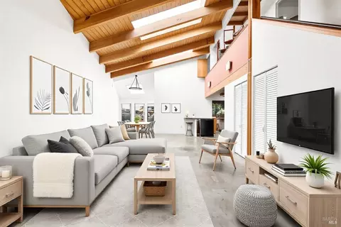 4521 Adeline St, Emeryville, CA 94608