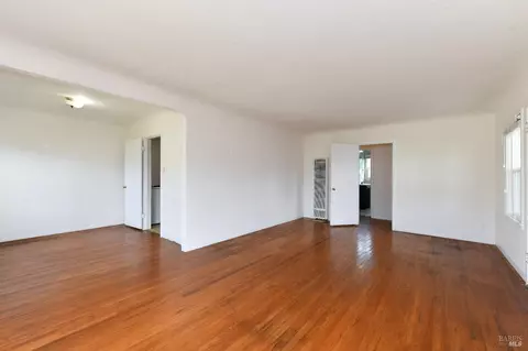 211 E Spring St, Napa, CA 94559 photo 5