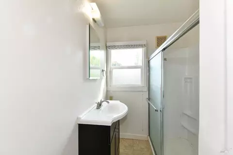 211 E Spring St, Napa, CA 94559 photo 16