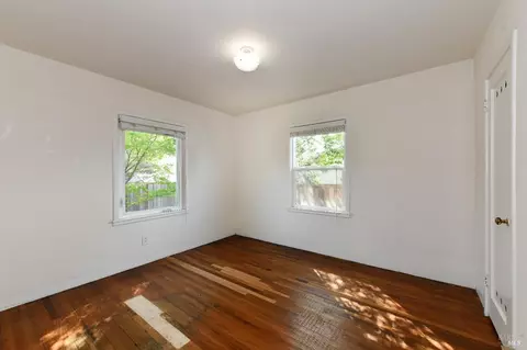 211 E Spring St, Napa, CA 94559 photo 15