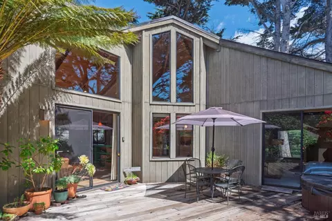 61 Fishermans Close, The Sea Ranch, CA 95497