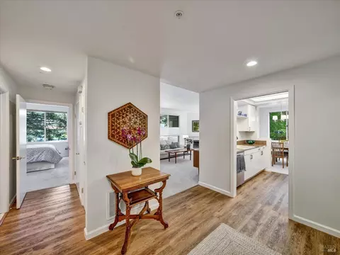 200 Deer Valley Rd #2L, San Rafael, CA 94903