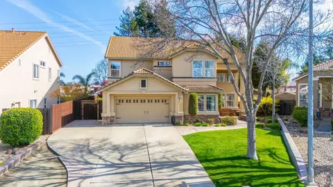 956 Cashel Cir, Vacaville, CA 95688