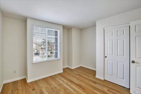Bedroom - 3435 Edgewater Pl, Vallejo, CA 94591 photo 4 of 8