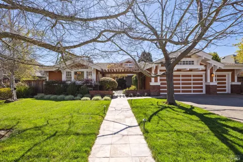 616 Biscayne Dr, San Rafael, CA 94901