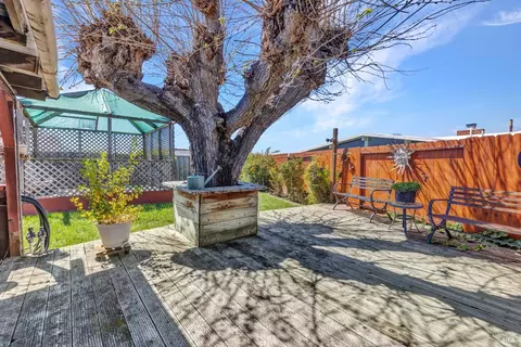 1413 Vervais Ave, Vallejo, CA 94591 photo 37
