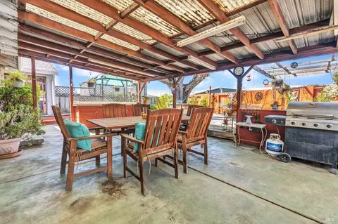 1413 Vervais Ave, Vallejo, CA 94591 photo 34
