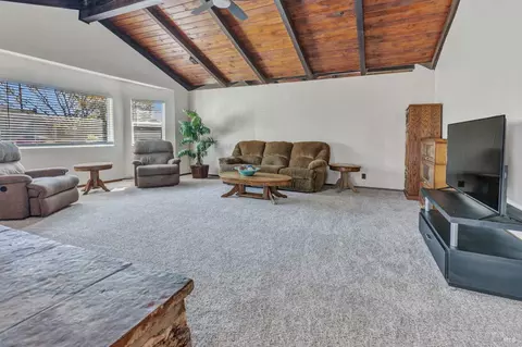 1413 Vervais Ave, Vallejo, CA 94591 photo 3