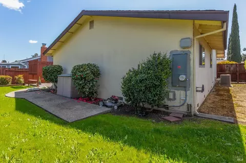 368 Lily St, Fairfield, CA 94533 photo 31