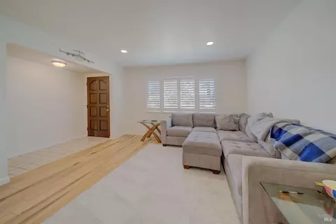 368 Lily St, Fairfield, CA 94533 photo 6