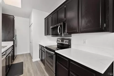 Kitchen - 44 Chaucer Ln, Fairfield, CA 94533 photo 1 of 5