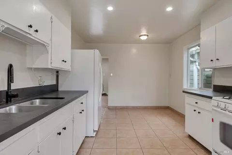 17575 Middlefield Rd, Sonoma, CA 95476 photo 9
