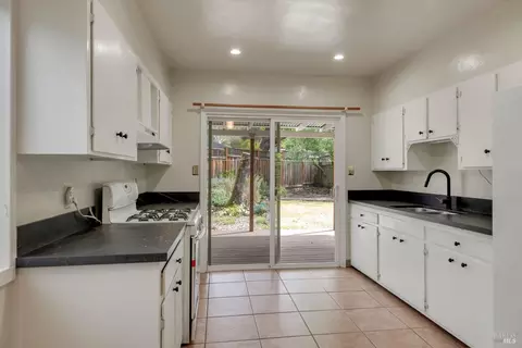 17575 Middlefield Rd, Sonoma, CA 95476 photo 7