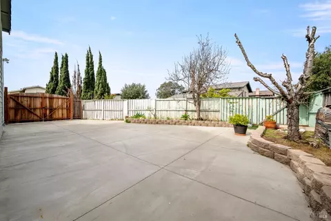 Exterior - 248 Glenview Cir, Vallejo, CA 94591 photo 9 of 9