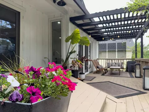 896 Los Robles Dr, Sonoma, CA 95476 photo 10
