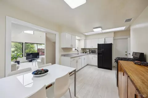 52 Park Rd, Fairfax, CA 94930 photo 16
