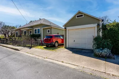Exterior - 300 Scott St, Ukiah, CA 95482 photo 7 of 7