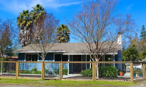 1805 Hoen Ave, Santa Rosa, CA 95405