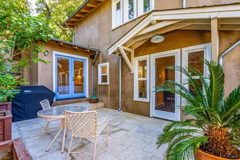 17212 Buena Vista Ave, Sonoma, CA 95476