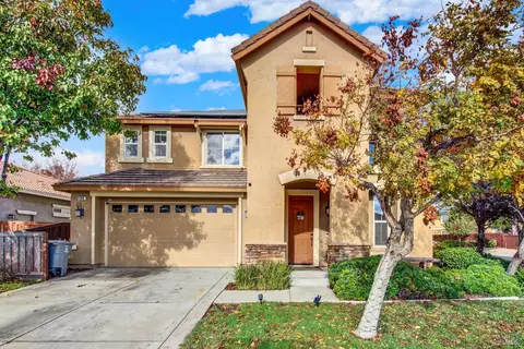 900 Lancaster St, Vacaville, CA 95687
