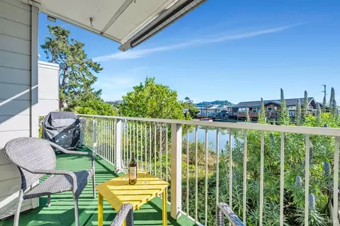 158 Larkspur Plaza Dr, Larkspur, CA 94939