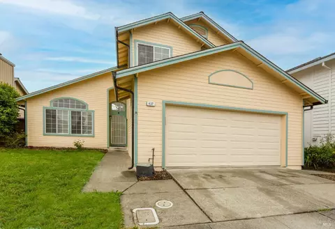 437 Canyon Creek Dr, American Canyon, CA 94503