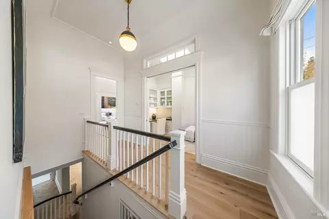 Entry Way - 2 Summit Ave, Mill Valley, CA 94941 photo 6 of 12