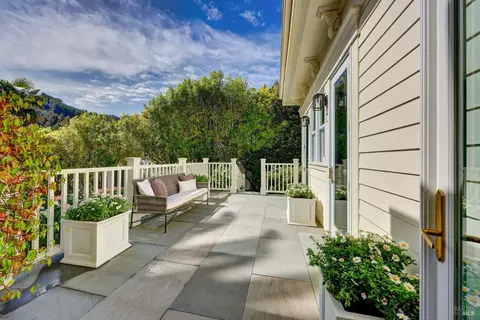 Exterior - 2 Summit Ave, Mill Valley, CA 94941 photo 4 of 14