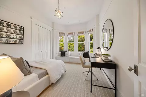 Bedroom - 2 Summit Ave, Mill Valley, CA 94941 photo 3 of 10