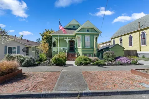186 W J St, Benicia, CA 94510