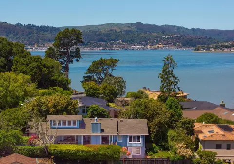 1 N Point Cir, Belvedere, CA 94920