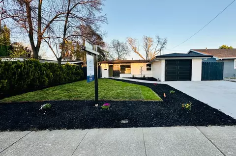 1242 Van Buren St, Fairfield, CA 94533