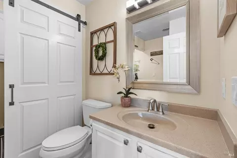 Bath - 600 Hawk Dr, Vacaville, CA 95687 photo 8 of 8
