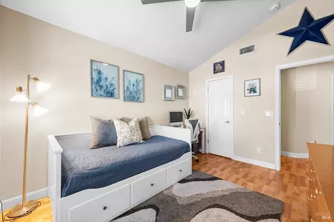 Bedroom - 600 Hawk Dr, Vacaville, CA 95687 photo 7 of 10