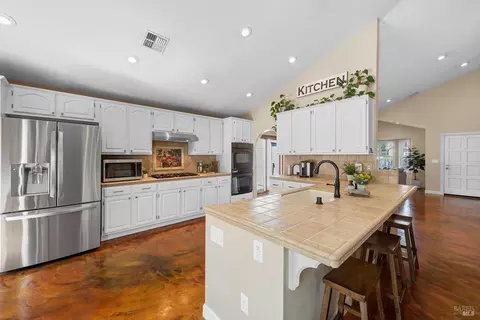 Kitchen - 600 Hawk Dr, Vacaville, CA 95687 photo 2 of 12