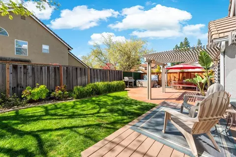 Exterior - 600 Hawk Dr, Vacaville, CA 95687 photo 12 of 32