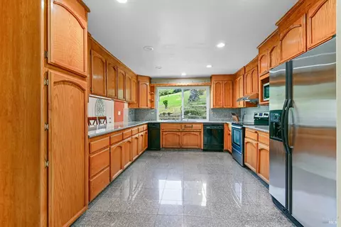 116 Skyline Ct, Vallejo, CA 94591 photo 20