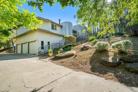 Exterior - 2120 Mecca Ct, Fairfield, CA 94534 photo 8 of 11