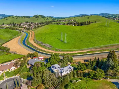View/Area - 2120 Mecca Ct, Fairfield, CA 94534 photo 5 of 5