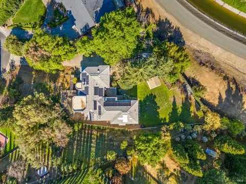 View/Area - 2120 Mecca Ct, Fairfield, CA 94534 photo 1 of 5
