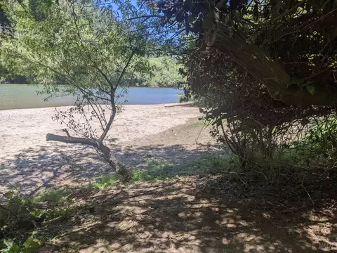 View/Area - 22201 Moscow Rd, Monte Rio, CA 95462 photo 2 of 3