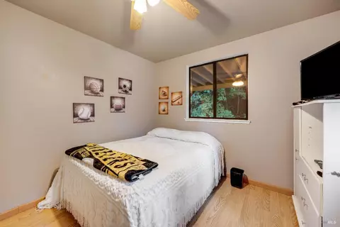 Bedroom - 22201 Moscow Rd, Monte Rio, CA 95462 photo 2 of 9