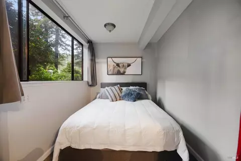 Bedroom - 22201 Moscow Rd, Monte Rio, CA 95462 photo 6 of 9