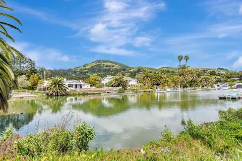 15 Summit Ave, San Rafael, CA 94901